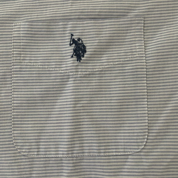 US Polo Assn Shirt Men's XL Blue White Stripped Button Up Short Sleeve Cotton - Picture 3 of 4